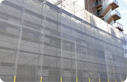 大型商業ビルの塗装工事の写真