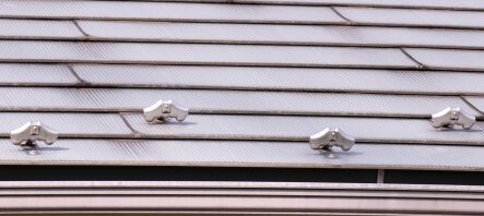 屋根の雪止めの様子