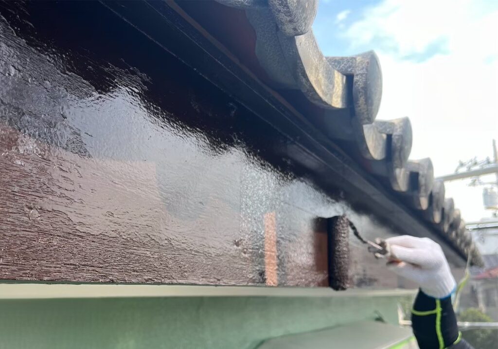 練馬区 破風 上塗りの様子