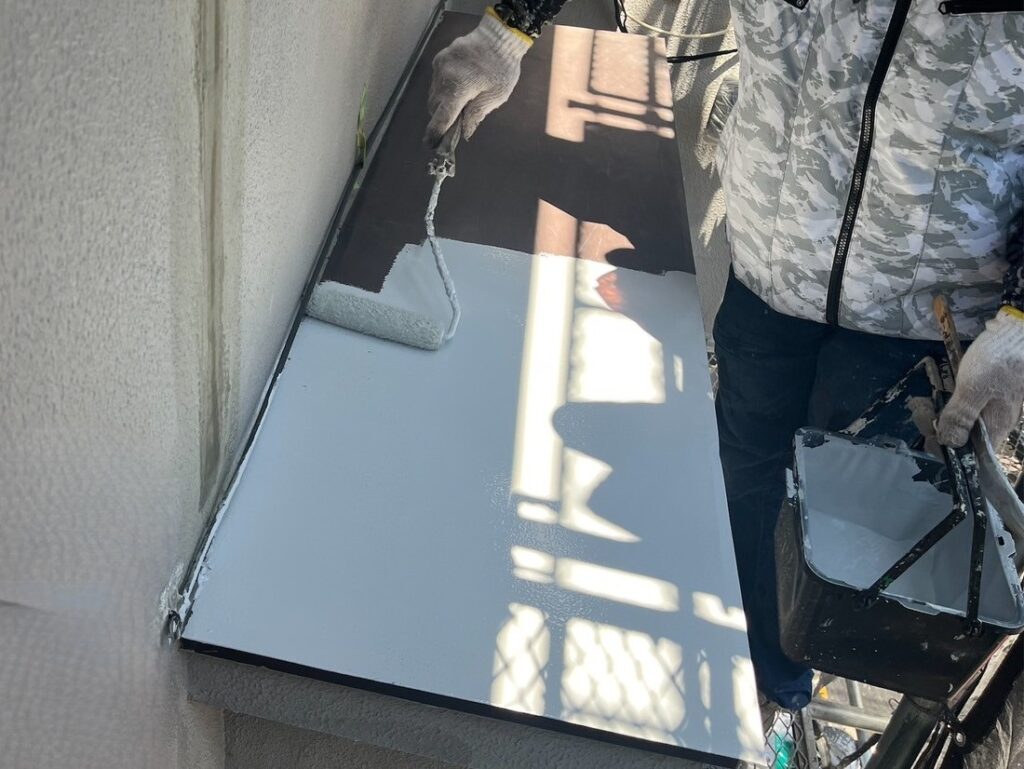 練馬区 庇の錆止め工程