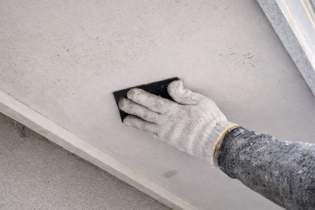 練馬区 木部塗装 軒天木部 ケレン作業 下地調整の様子