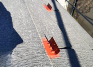 練馬区　屋根　雪止めの錆止め塗装後